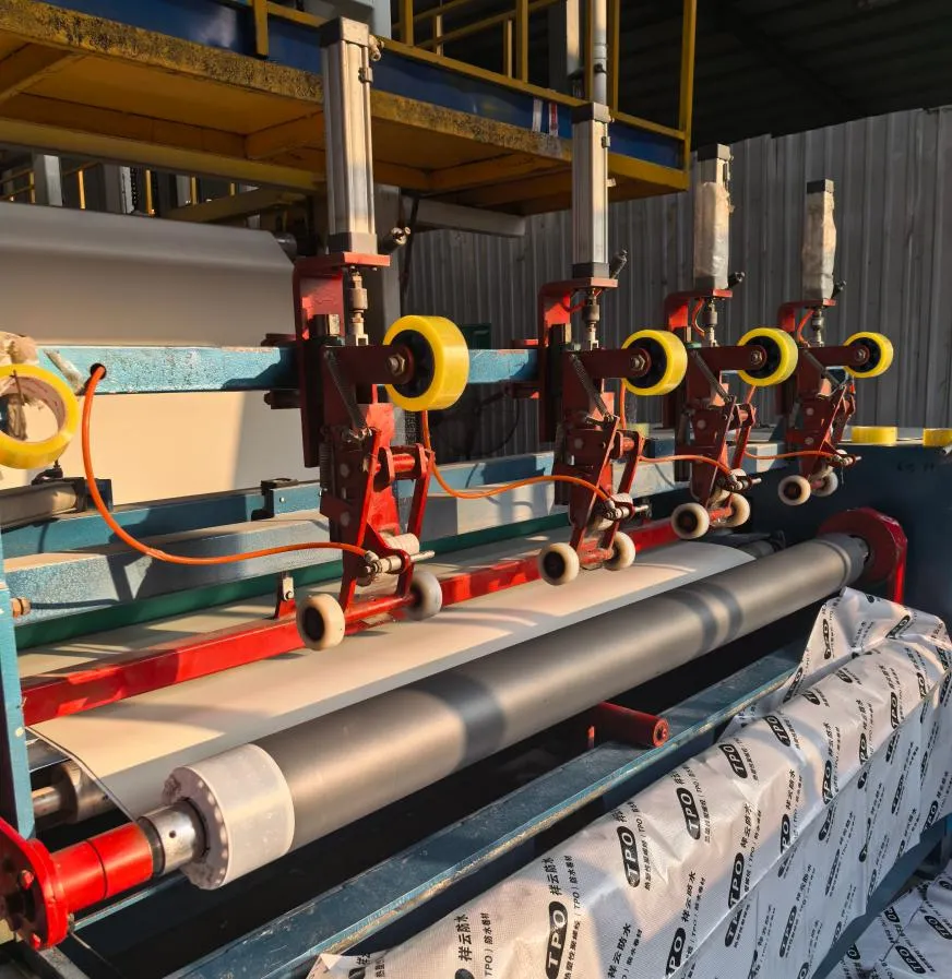 Поливинилхлоридная (ПВХ) гидроизоляционная мембрана